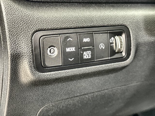 New 2027 GMC Terrain Denali w/ LPO, Floor Liner Package AWD/4WD image 35
