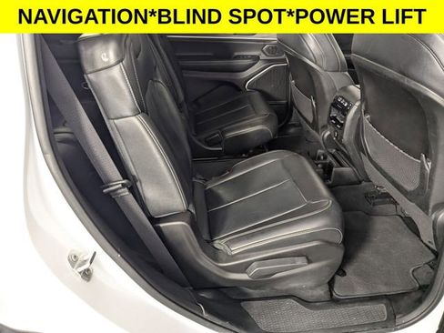 Used 2022 Jeep Grand Cherokee L Limited w/ Black Appearance Package RWD image 36