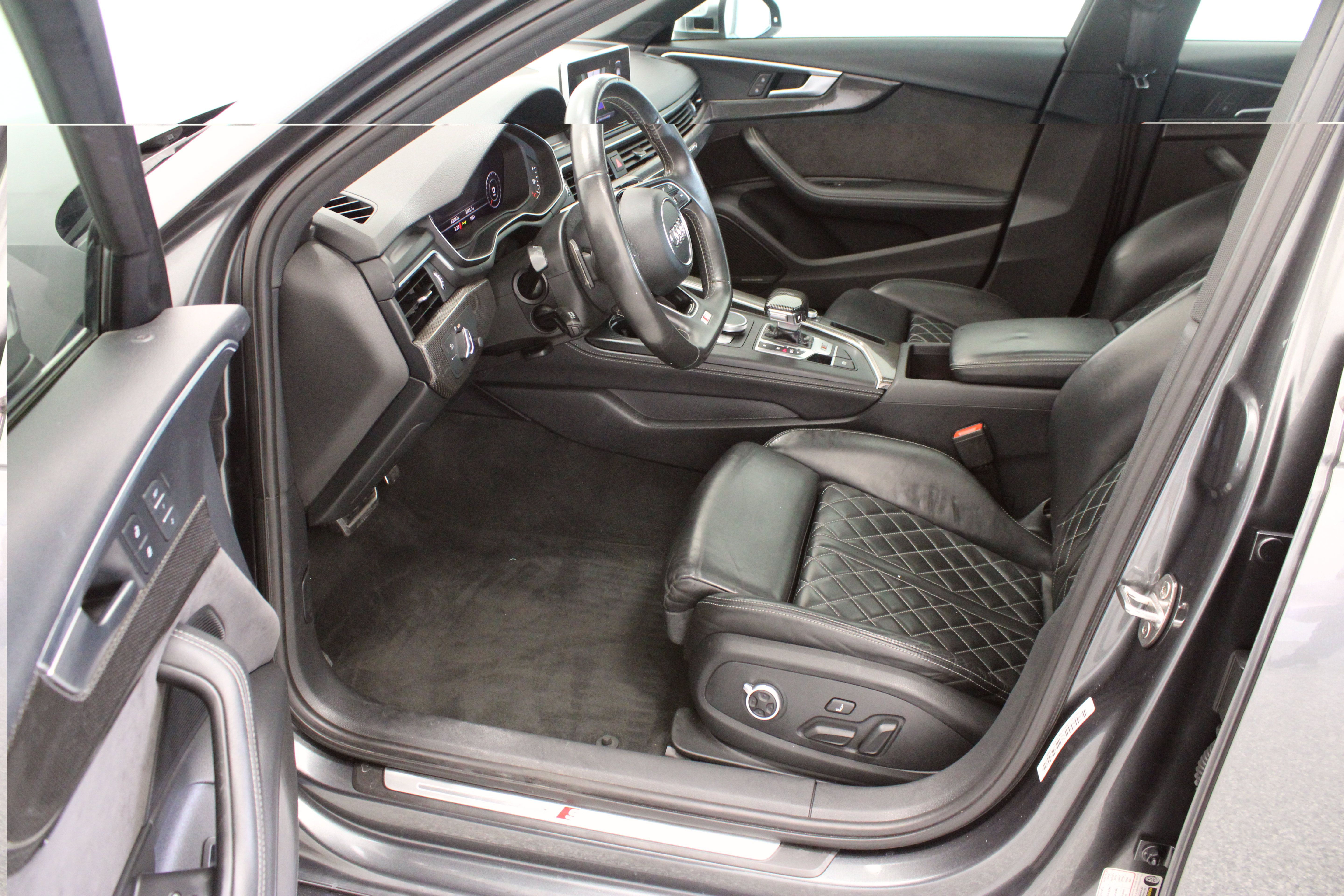 Used 2018 Audi S4 Premium Plus w/ Navigation Package AWD/4WD image 14