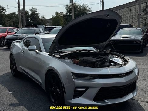 Used 2018 Chevrolet Camaro SS RWD image 36
