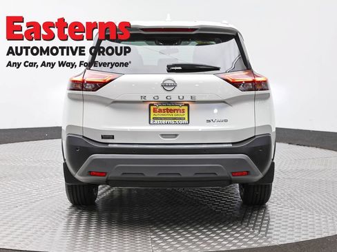 Used 2023 Nissan Rogue SV w/ SV Premium B Package AWD/4WD image 6