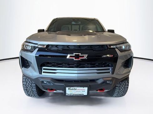 Used 2024 Chevrolet Colorado ZR2 image 2