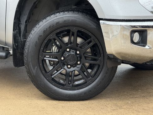 Used 2020 Toyota Tundra SR5 AWD/4WD image 3