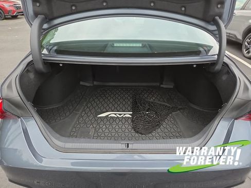 Used 2019 Toyota Avalon XSE w/ All Weather Liner Package FWD image 18