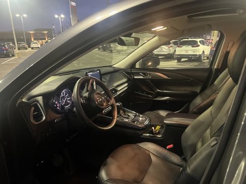 Used 2019 MAZDA CX-9 Touring w/ Touring Premium Package image 6