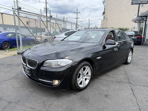 Used 2012 BMW 528i Sedan RWD image 2