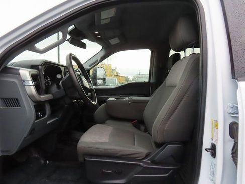 Used 2024 Ford F350 XLT image 15