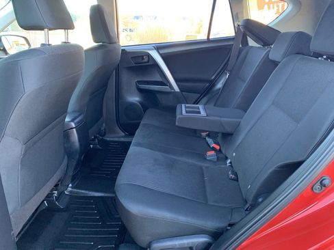 Used 2017 Toyota RAV4 LE image 26