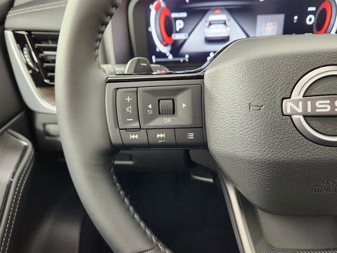New 2026 Nissan Rogue Platinum AWD/4WD image 17