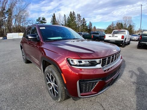 New 2026 Jeep Grand Cherokee Limited AWD/4WD image 3