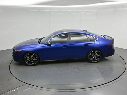 Used 2023 Honda Accord Sport image 41