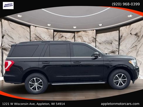 Used 2019 Ford Expedition XLT w/ Equipment Group 202A AWD/4WD image 6