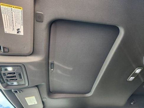 Used 2024 GMC Sierra 2500 Denali w/ Denali Reserve Package image 25