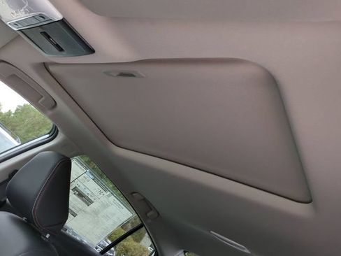 New 2025 Nissan Altima 2.5 SR w/ SR Premium Package FWD image 22