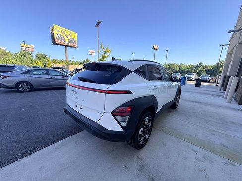 Used 2025 Hyundai Kona SEL AWD/4WD image 5