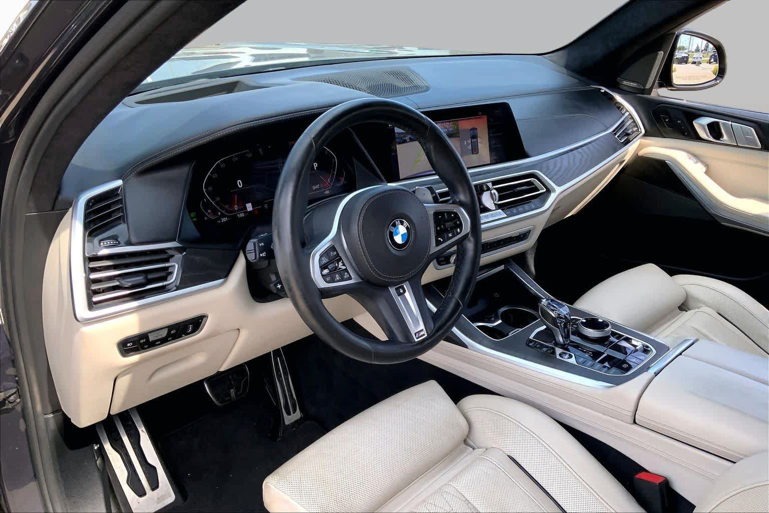 Used 2020 BMW X7 xDrive40i w/ M Sport Package AWD/4WD image 16