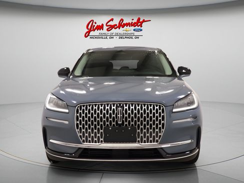 Used 2024 Lincoln Corsair AWD w/ Towing Package image 3