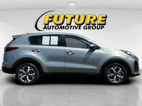 Certified 2021 Kia Sportage LX w/ LX Fwd Popular Package image 3