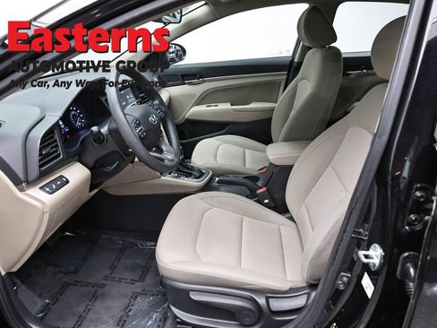 Used 2020 Hyundai Elantra SEL w/ Cargo Package (C1) FWD image 13