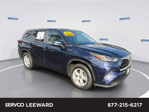 Used 2023 Toyota Highlander L image 1
