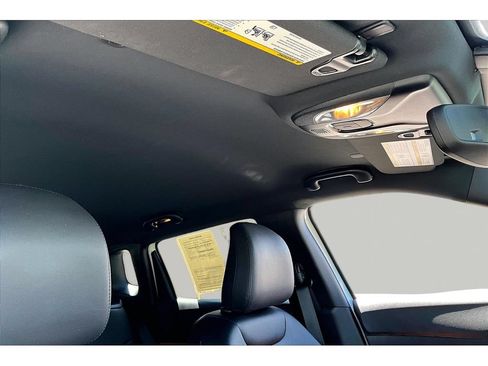Certified 2024 Jeep Compass Limited AWD/4WD image 21