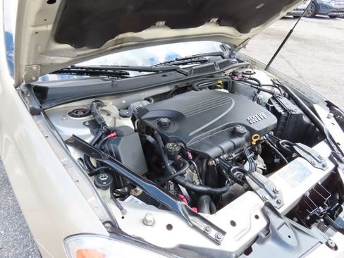 Used 2008 Chevrolet Impala LT FWD image 23