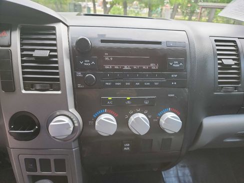 Used 2013 Toyota Tundra 2WD CrewMax w/ Tow Pkg image 24