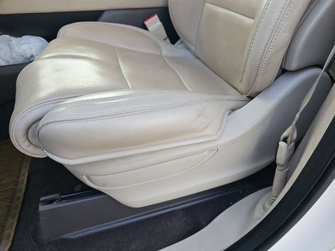 Used 2019 Lincoln Navigator Reserve AWD/4WD image 18