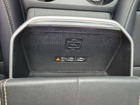 Used 2025 GMC Terrain Elevation w/ Elevation Premium Package AWD/4WD image 34