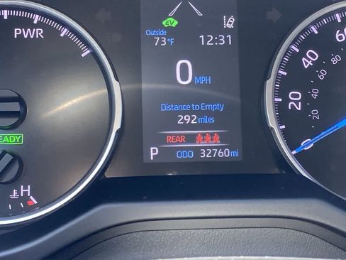 Certified 2021 Toyota RAV4 LE AWD/4WD image 15