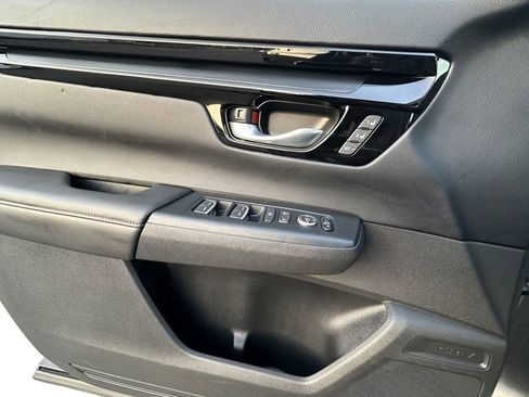 Used 2023 Honda CR-V Sport Touring image 11