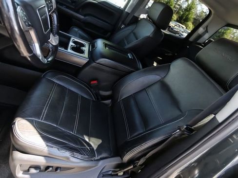 Used 2018 GMC Sierra 1500 Denali image 33