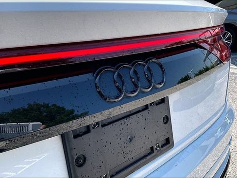 Used 2023 Audi SQ8 Prestige w/ Prestige Package AWD/4WD image 5