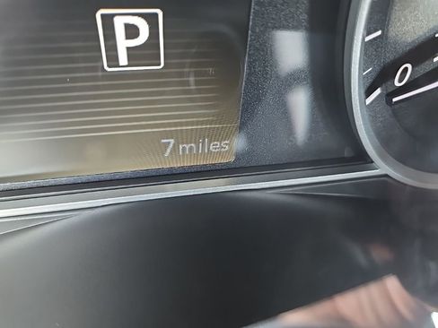 New 2025 Nissan Versa SV w/ Trunk Package image 17