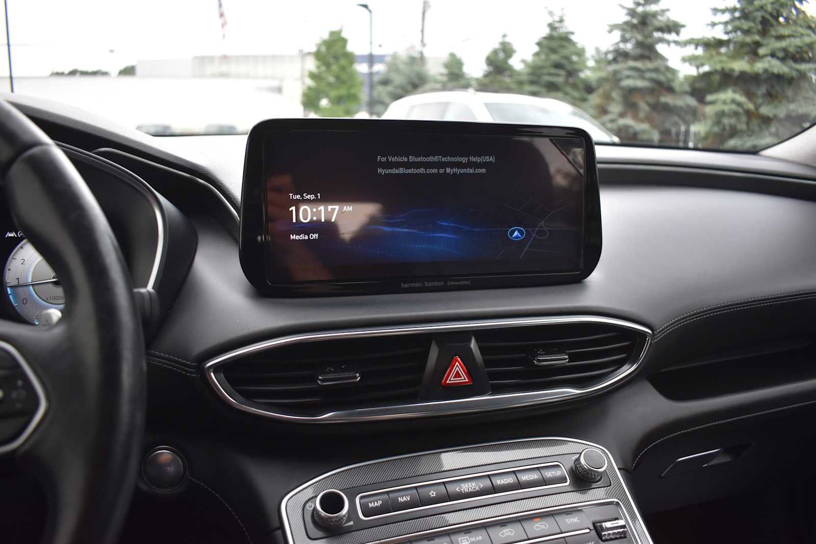 Used 2022 Hyundai Santa Fe Limited w/ Cargo Package AWD/4WD image 18