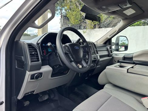 Used 2017 Ford F250 XL w/ STX Appearance Package image 13
