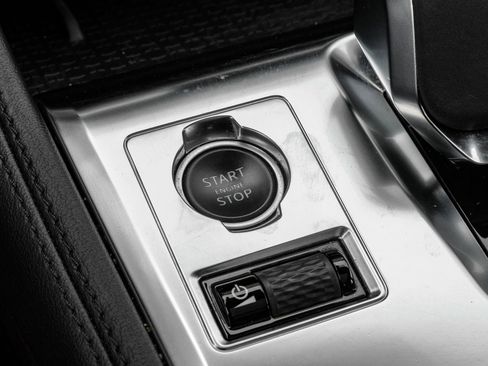 Used 2022 Jaguar F-PACE S image 22