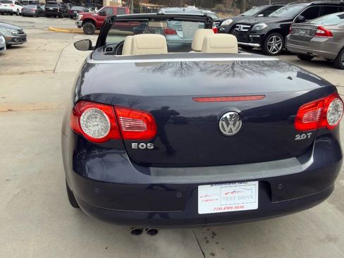 Used 2009 Volkswagen Eos Komfort image 6