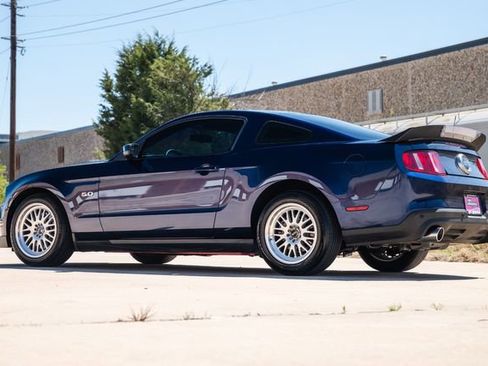 Used 2012 Ford Mustang GT Premium w/ Security Pkg RWD image 44