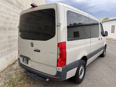 Used 2025 Mercedes-Benz Sprinter 2500 image 4