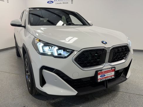 Used 2025 BMW X2 xDrive28i image 34