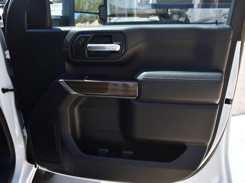 Used 2022 Chevrolet Silverado 3500 LT w/ Convenience Package AWD/4WD image 24