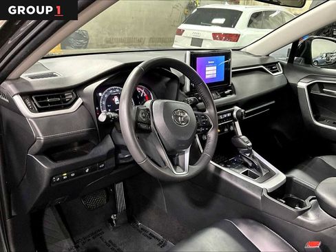 Used 2023 Toyota RAV4 XLE Premium AWD/4WD image 18