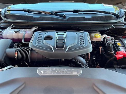 New 2023 Jeep Grand Wagoneer Series II w/ Convenience Group III image 9