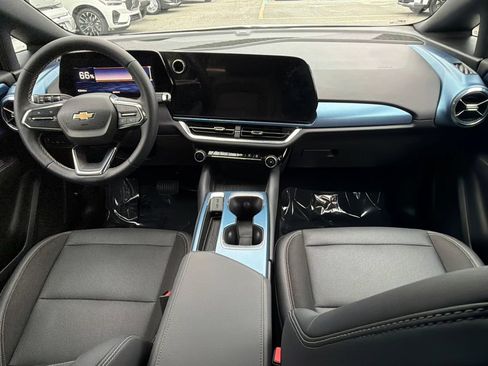 Used 2024 Chevrolet Equinox EV LT FWD image 14