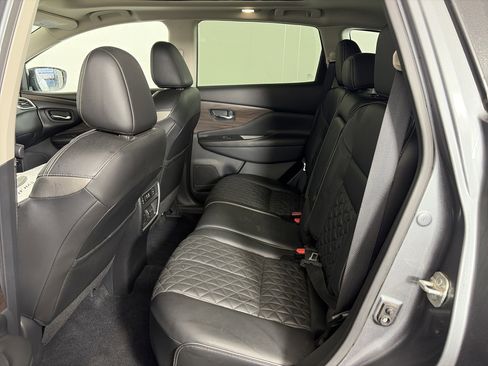 Used 2019 Nissan Murano Platinum image 7