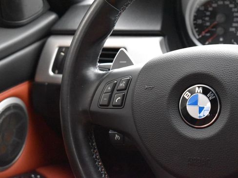 Used 2011 BMW M3 Sedan RWD image 18
