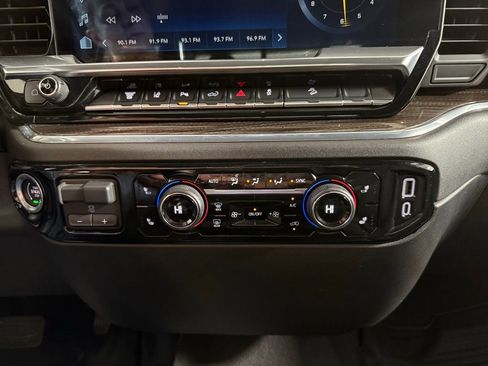 Used 2024 Chevrolet Silverado 2500 LT w/ All Star Edition image 15