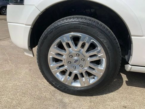 Used 2014 Ford Expedition Limited RWD image 24