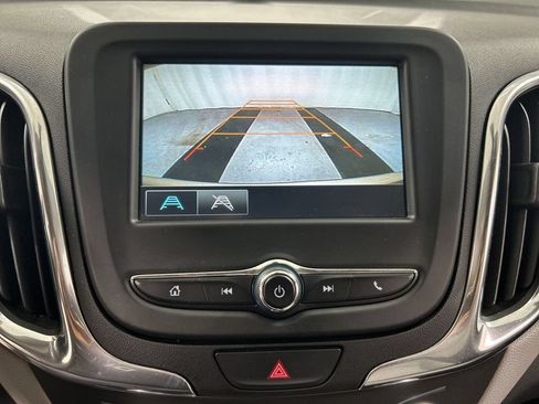 Used 2018 Chevrolet Equinox LT AWD/4WD image 15